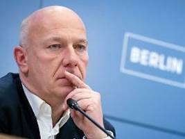 Um den Kopf freizukriegen: Berliner Bürgermeister Wegner spielte Tennis während Stromausfalls